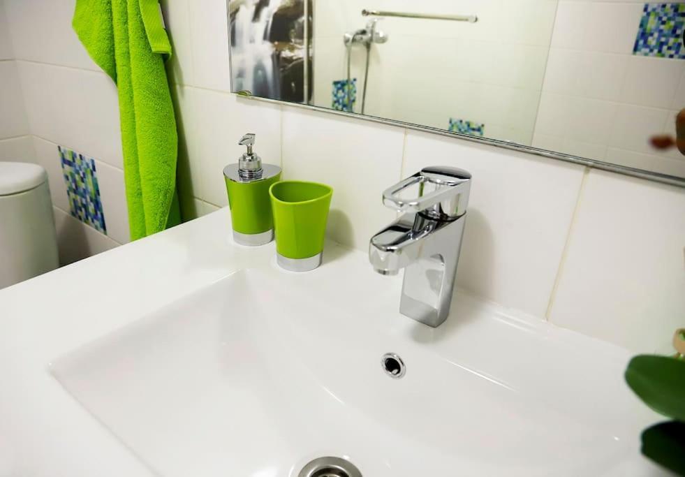 Funchal Downtown 5Min Marina + 2 Bedroom + Parking Luaran gambar
